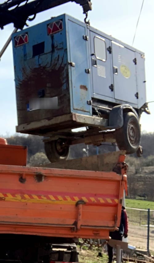 Tractari auto cu macara Bacău